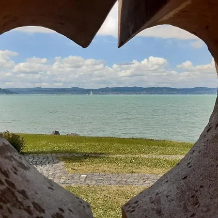 Estike Nyaralo Merevfalu Kerti Medencevel * Zamardi